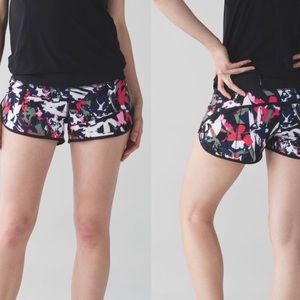 Lululemon running shorts size 6